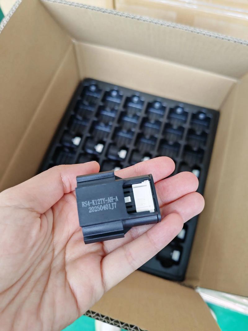 新能源汽车的未来:探索高效连接器的发展趋势